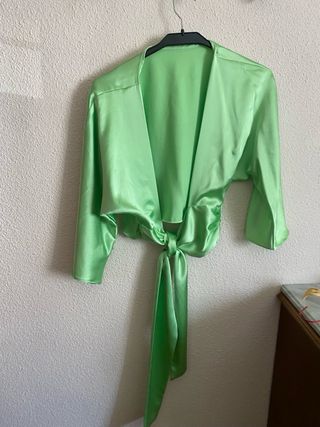 Conjunto verde manzana satinado