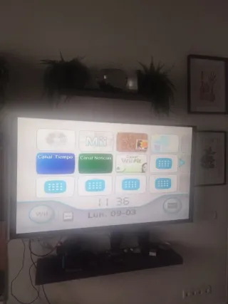 Nintendo Wii + Wii Sports + Wii Fit + HDMI