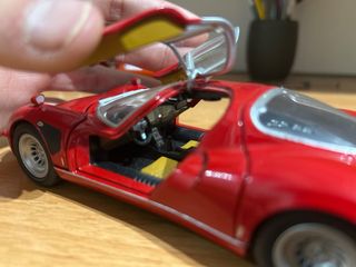 Alfa Romeo 33 Stradale 1/24