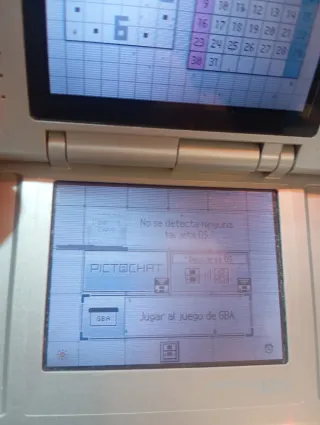 Nintendo DS Plata + Juego Los Increíbles