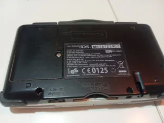 Nintendo DS Plata + Juego Los Increíbles