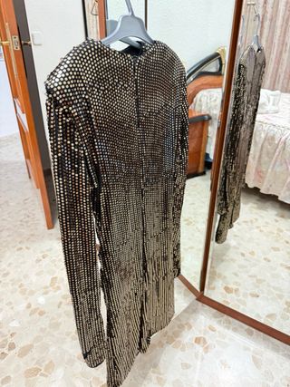 Vestido lentejuelas negro y dorado