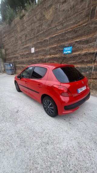 Peugeot 207 2006