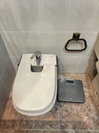 CÓRDOBA Baño completo accesorios roca.