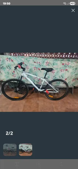 Bicicleta infantil blanca