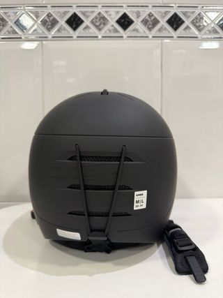 Casco de esquí UVEX negro talla 58-61