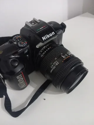 Macchina fotografica Nikon F-401x vintage