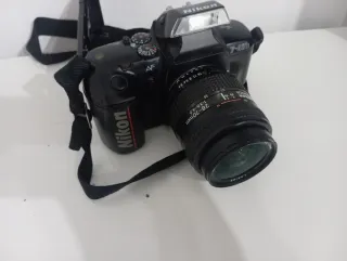 Macchina fotografica Nikon F-401x vintage
