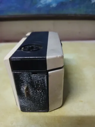 Cámara Kodak Instamatic 104 Antigua