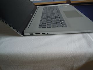 Portátil HP 17,3 i5 13th Gen 16GB RAM 1TB SSD