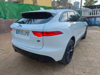 Jaguar F-Pace AWD S