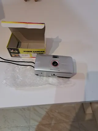 Cámara de fotos 35mm Focus Free