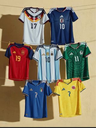 Camisetas de fútbol y ropa deportiva