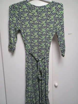 Vestido estampado verde y negro