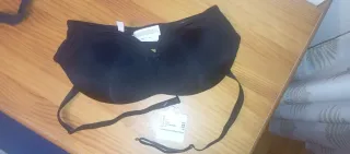 Sujetador DIM 90B Negro y Fucsia.