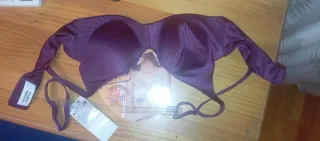 Sujetador DIM 90B Negro y Fucsia.