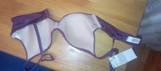 Sujetador DIM 90B Negro y Fucsia.