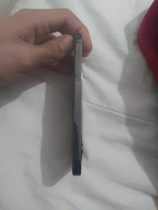 iPhone Apple Gris Espacial Batería 76%