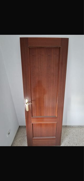 Conjunto puertas madera maciza
