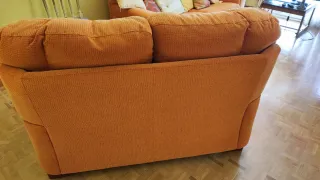 Sofá 2 plazas tela naranja
