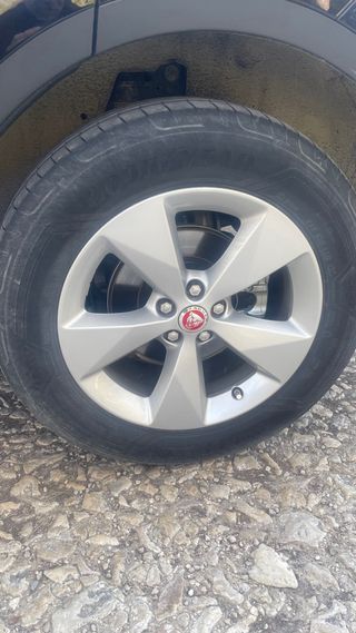 Llantas Jaguar