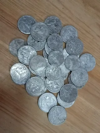32 Monedas España 5 y 10 Céntimos