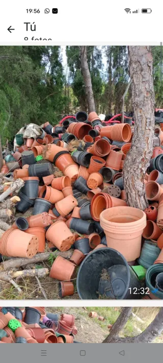 Maceteros de plástico y terracota