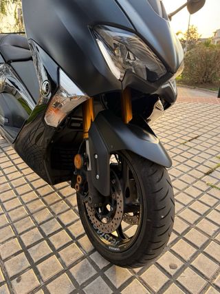 Yamaha TMAX 530 SX 2018 Negra
