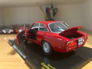 Alfa Romeo Giulia Sprint 1600 GTA 1965 1/24