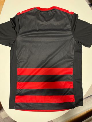 Camiseta Joma roja y negra talla M