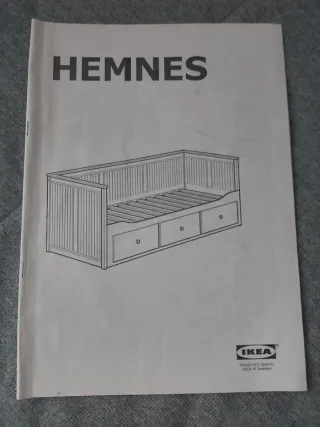 Divano letto bianco con cassetti