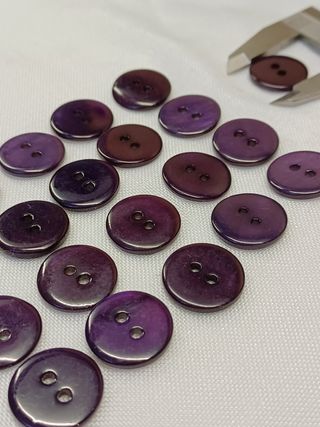 Bottoni madreperla viola/prugna