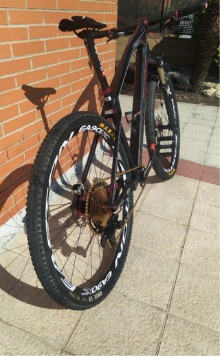 Bicicleta 29 talla L Mondraker Podium Pro Carbono