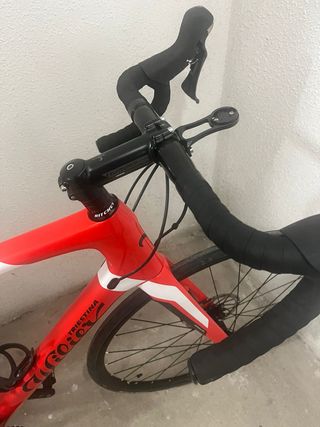 Bicicleta carretera Wilier Triestina roja