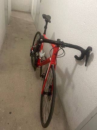 Bicicleta carretera Wilier Triestina roja