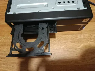 Ordenador de sobremesa torre PC