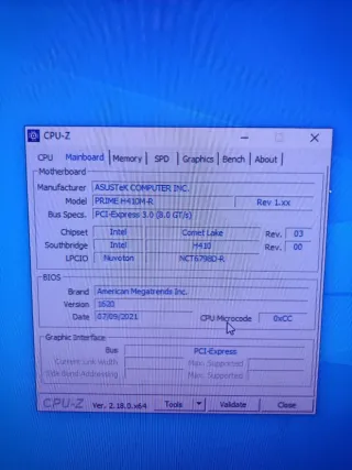 Ordenador de sobremesa torre PC