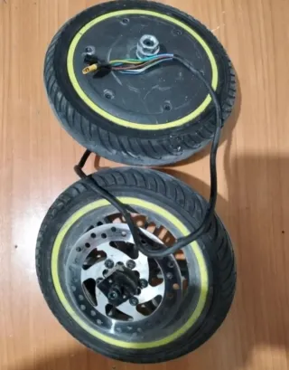Ruedas Cecotec M30/M40 con motor y disco freno