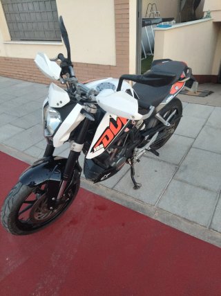 KTM Naked Moto vendo o CAMBIO por 4x4 o todoterren