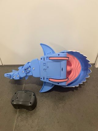 Megamandíbulas RC Tiburón