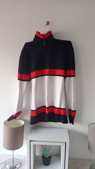 Jersey rayas negro, blanco y rojo