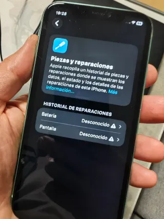 iPhone 11 64GB Verde + AirPods