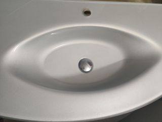 Mobile bagno con lavabo a mezzaluna