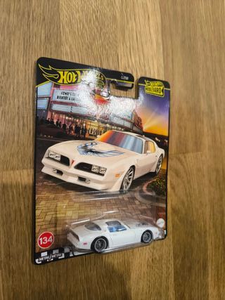 Hot Wheels '77 Pontiac Firebird TA Premium