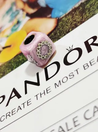 Charm en plata de ley Cubo Amor Cristal de Murano