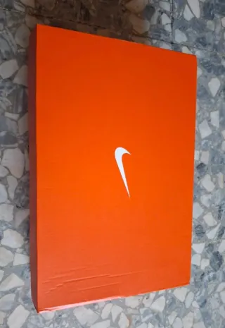 Nike Vomero 18 Hombre