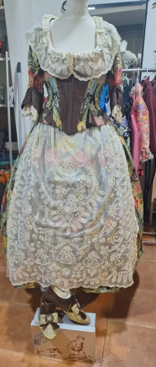 Traje de Fallera Marrón Multicolor