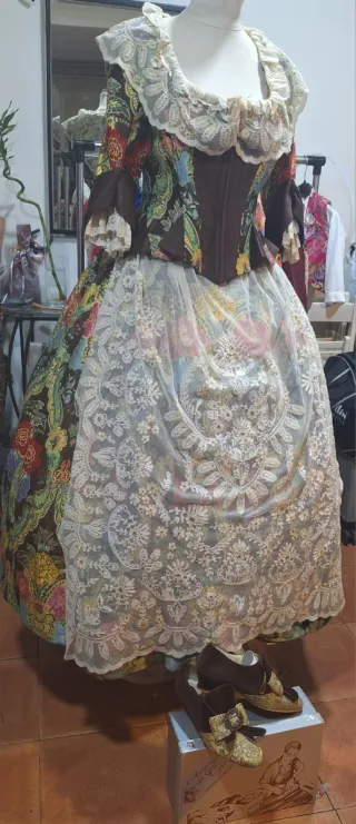 Traje de Fallera Marrón Multicolor