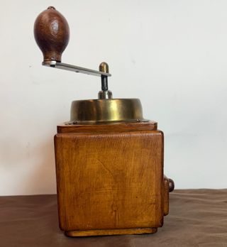 Molinillo Café Madera y Bronce Vintage