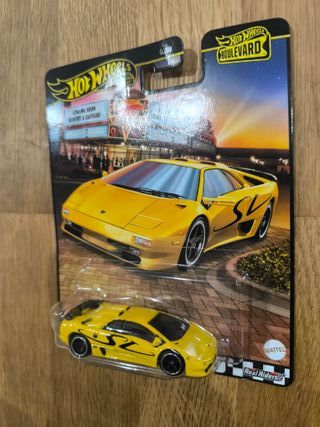 Hot Wheels '95 Lamborghini Diablo SV